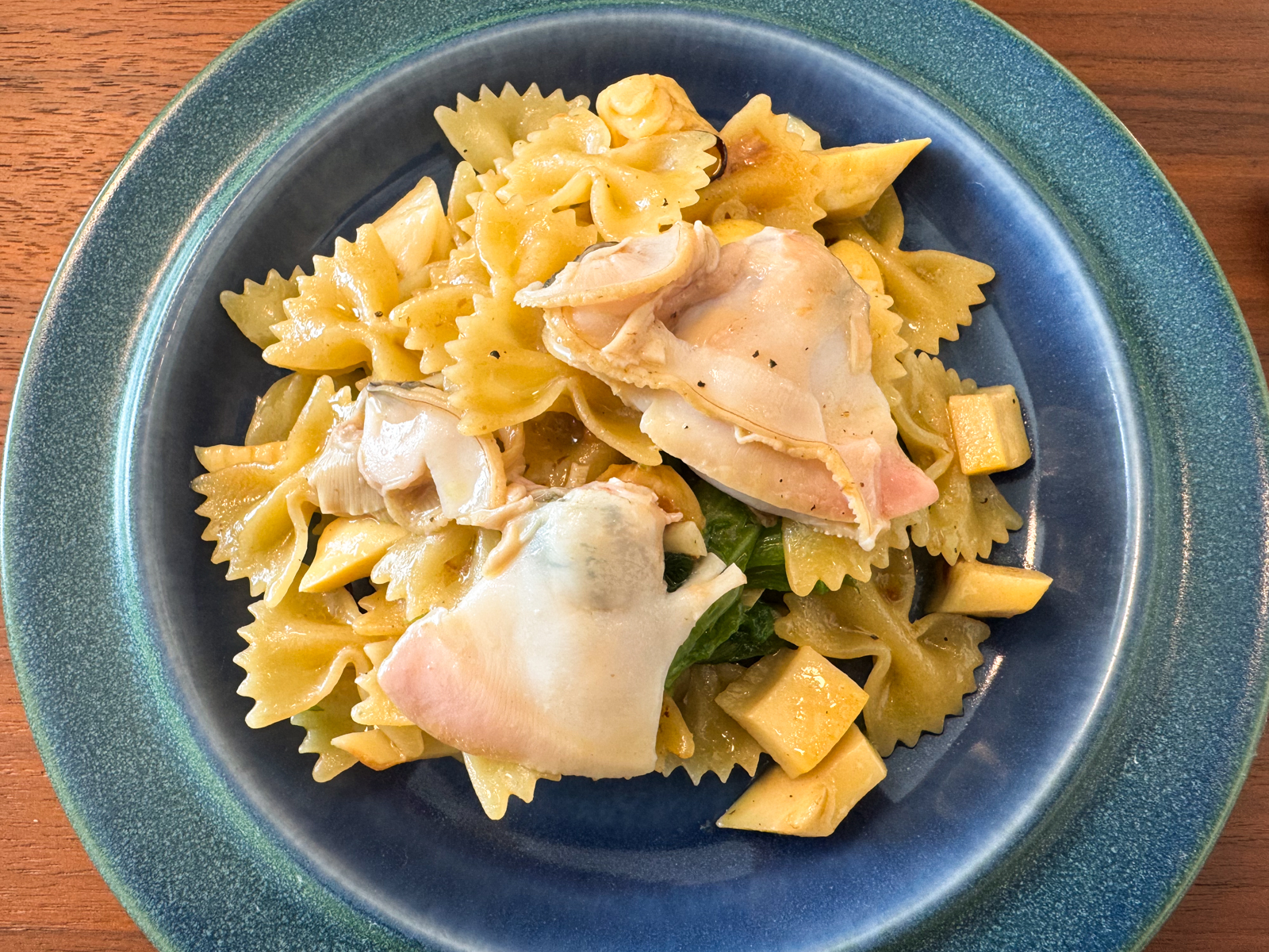 パスタ2: はまぐりと筍のペペロンチーノ